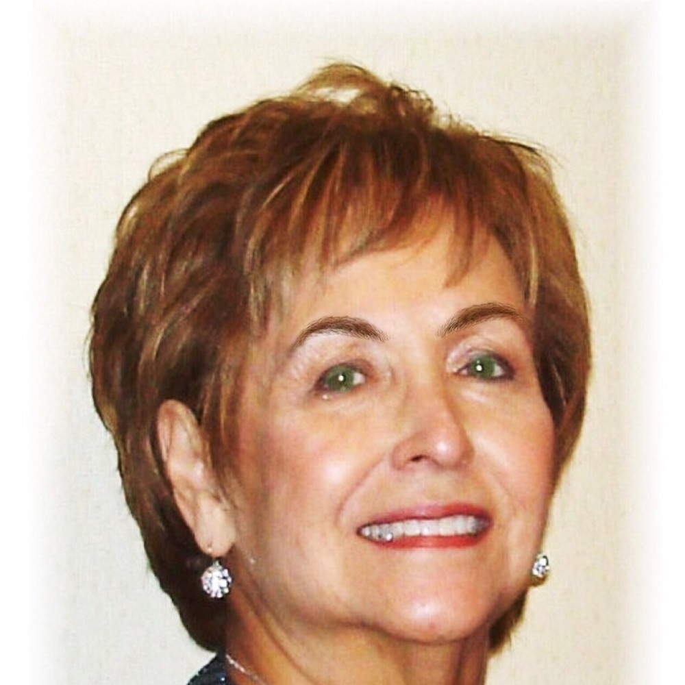 Meet your Posher, Gloria